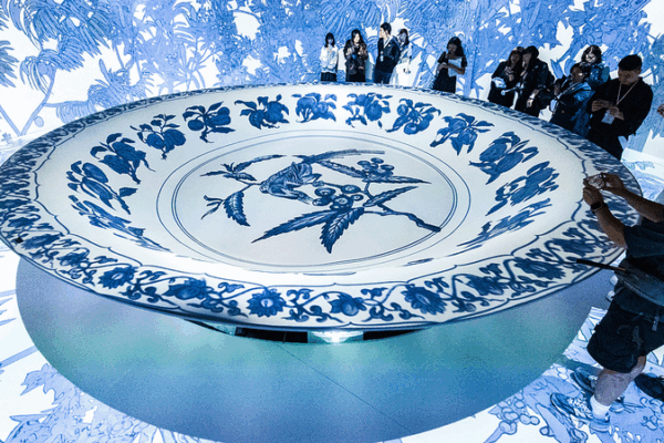 Digital Magic Meets Ancient Chinese Patterns Digital_Magic_Meets_Ancient_Chinese_Patterns