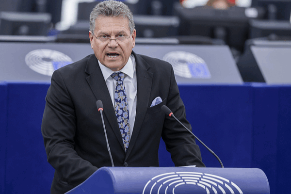 EU Eyes Bold Moves to Counter U.S. Tariffs EU_Eyes_Bold_Moves_to_Counter_U_S__Tariffs