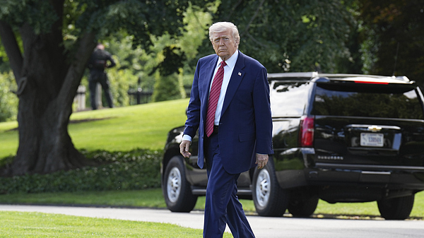 Europeans Ditch U.S. for Summer Trips Amid Policy Concerns Europeans_Ditch_U_S__for_Summer_Trips_Amid_Policy_Concerns