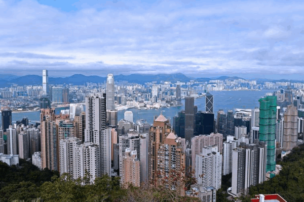 IOMed: Pioneering a New Era in Global Mediation IOMed__Pioneering_a_New_Era_in_Global_Mediation