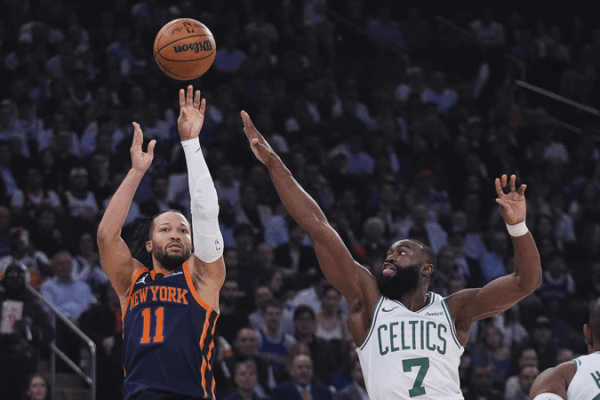 Knicks Secure 3-1 Lead Over Celtics in Thrilling Game 4 Knicks_Secure_3_1_Lead_Over_Celtics_in_Thrilling_Game_4