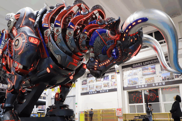 Legendary Mechanical Kui Niu Unveiled in Dalian Legendary_Mechanical_Kui_Niu_Unveiled_in_Dalian