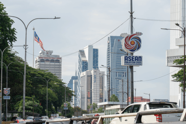 Li_Qiang_Champions_Trilateral_Cooperation_at_ASEAN_China_GCC_Forum