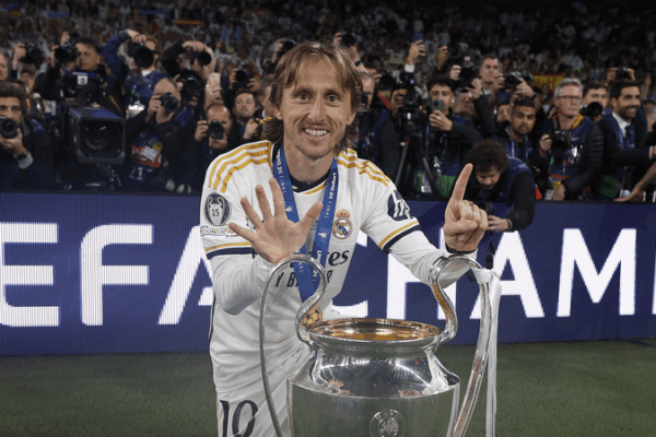 Luka Modric Bids Farewell to Real Madrid After FIFA Club World Cup Luka_Modric_Bids_Farewell_to_Real_Madrid_After_FIFA_Club_World_Cup