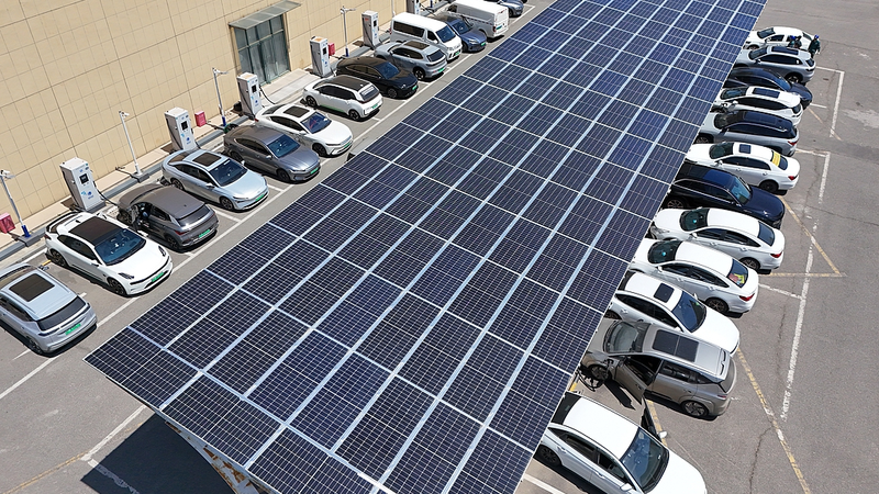 NEV_Charging_Surge_Energizes_May_Day_Travel_on_the_Chinese_Mainland