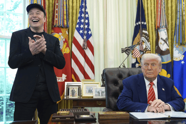 Oval Office Farewell: Trump Praises Musk, Golden Key & DOGE Oval_Office_Farewell__Trump_Praises_Musk__Golden_Key___DOGE