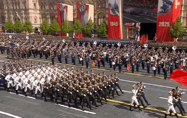 PLA Guard of Honor Shines at Moscow Victory Parade PLA_Guard_of_Honor_Shines_at_Moscow_Victory_Parade