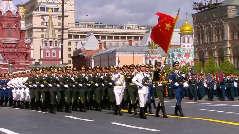 PLA_Honor_Guard_Shines_at_Moscow_80th_Victory_Day_Parade video poster