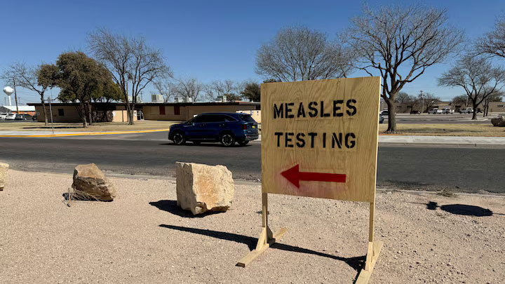 Poll: Trump’s Measles Response Under Fire Poll__Trump_s_Measles_Response_Under_Fire