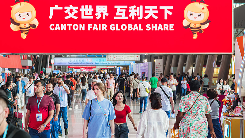Record_Breaking_Canton_Fair_Sets_Global_Trade_Milestone - News for amigos, by amigos Record_Breaking_Canton_Fair_Sets_Global_Trade_Milestone