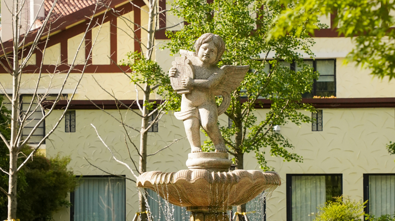 Shanghai_s_Timeless_Charm__Where_East_Meets_West