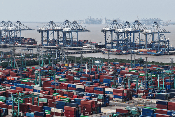 The Chinese Mainland’s Foreign Trade Jumps 5.6% in April The_Chinese_Mainland_s_Foreign_Trade_Jumps_5_6__in_April