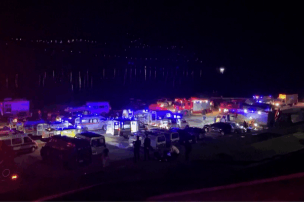 Tragic_Boat_Capsize_in_Guizhou__9_Dead__1_Missing video poster