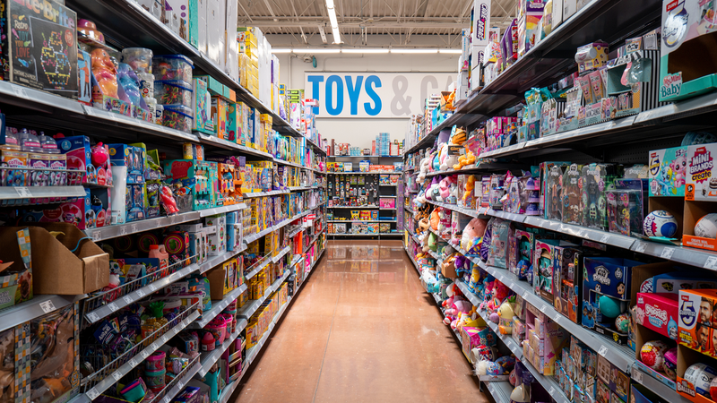 Trump_Urges_Walmart_to__Eat_the_Tariffs__and_Keep_Prices_Low - News for amigos, by amigos Trump_Urges_Walmart_to__Eat_the_Tariffs__and_Keep_Prices_Low