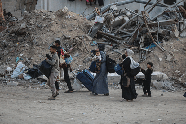 Trump’s Gulf Visit Shadowed by Gaza Tragedy Trump_s_Gulf_Visit_Shadowed_by_Gaza_Tragedy