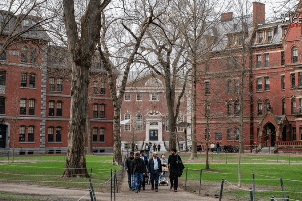 US Revokes Harvard Enrollment Amid Political Tensions US_Revokes_Harvard_Enrollment_Amid_Political_Tensions