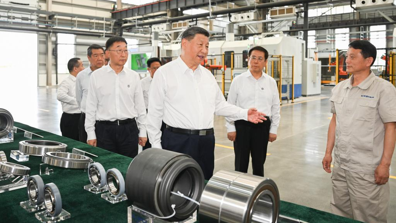 Xi_Calls_for_Boost_in_Chinese_Manufacturing