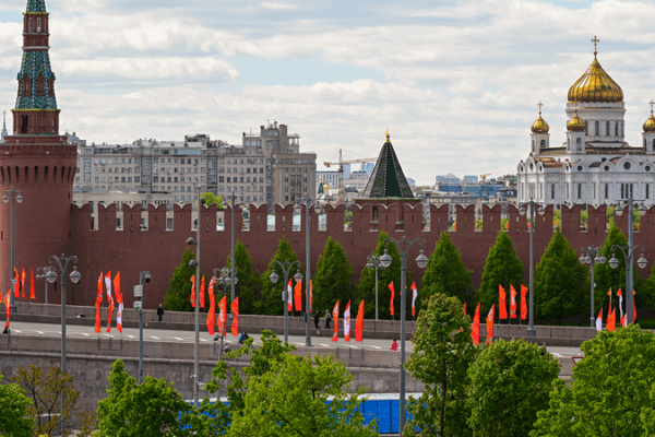 Xi_Concludes_Moscow_Visit_Amid_80th_Anniversary_Celebrations