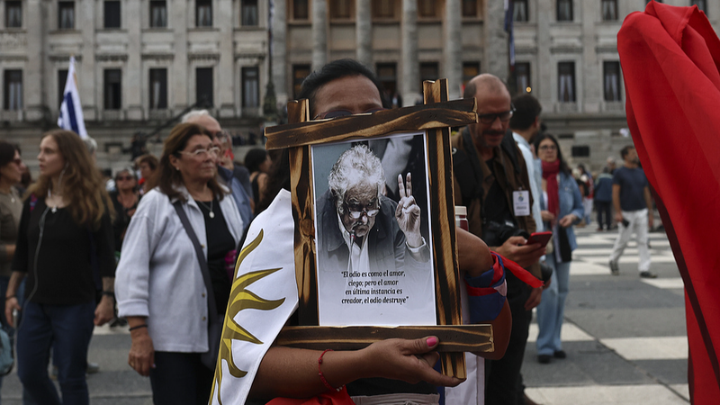 Xi_Extends_Heartfelt_Condolences_Over_Mujica_s_Passing - News for amigos, by amigos Xi_Extends_Heartfelt_Condolences_Over_Mujica_s_Passing