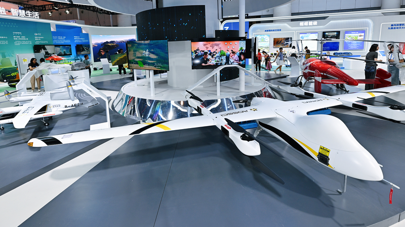 Xi_Offers_Warm_Congratulations_at_Western_China_International_Fair