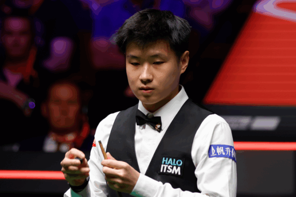 Zhao Xintong Races Ahead in Snooker Final Zhao_Xintong_Races_Ahead_in_Snooker_Final