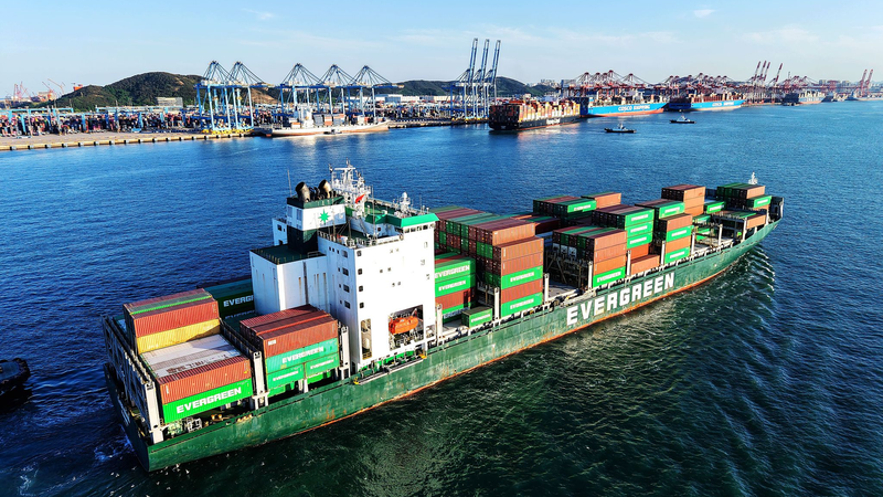Blue Circle Waves: Pioneering Maritime Governance & Recycling Blue_Circle_Waves__Pioneering_Maritime_Governance___Recycling
