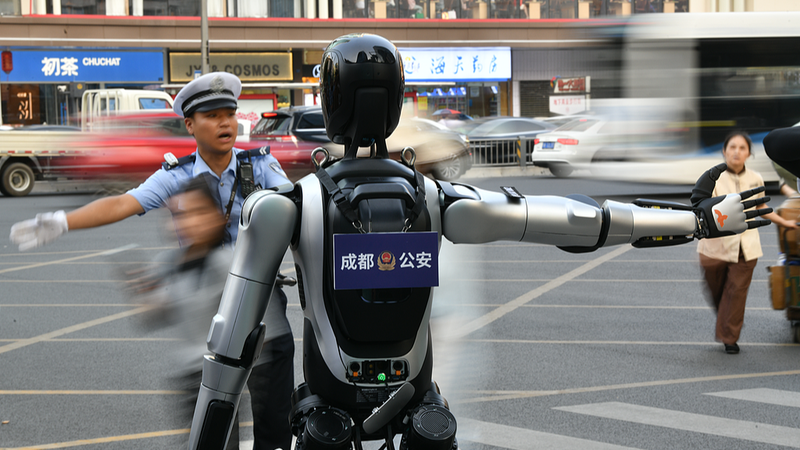 Chengdu_s_Smart_Robots_Transform_Real_World_Scenarios - News for amigos, by amigos Chengdu_s_Smart_Robots_Transform_Real_World_Scenarios