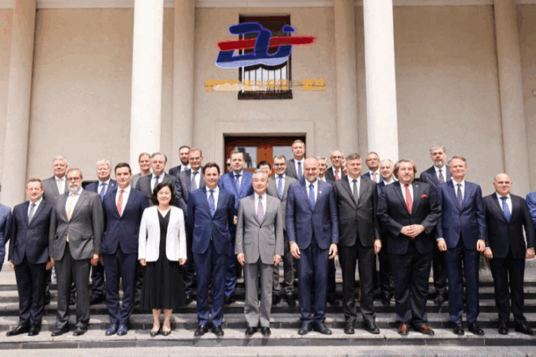 China-EU Talks: FM Wang’s 3-Point Blueprint for Partnership China_EU_Talks__FM_Wang_s_3_Point_Blueprint_for_Partnership