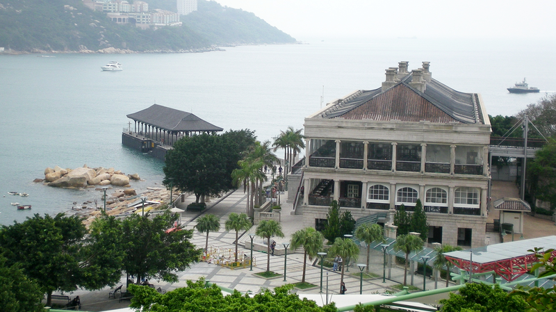 Cinematic Charm: Murray House & Blake Pier in Stanley Cinematic_Charm__Murray_House___Blake_Pier_in_Stanley