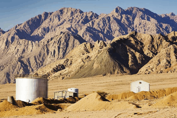 Egypt Unveils New Oil Field in the Western Desert Egypt_Unveils_New_Oil_Field_in_the_Western_Desert