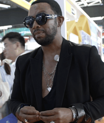 Fashion Icon David Tlale Praises Rapid Transformation in the Chinese Mainland Fashion_Icon_David_Tlale_Praises_Rapid_Transformation_in_the_Chinese_Mainland video poster