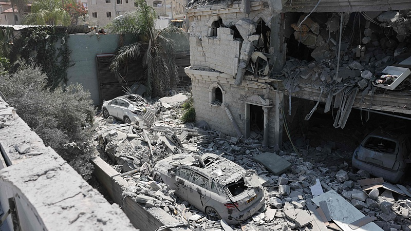 Fourth_Day_of_Tension__Casualties_Rise_in_Israel_Iran_Clash video poster