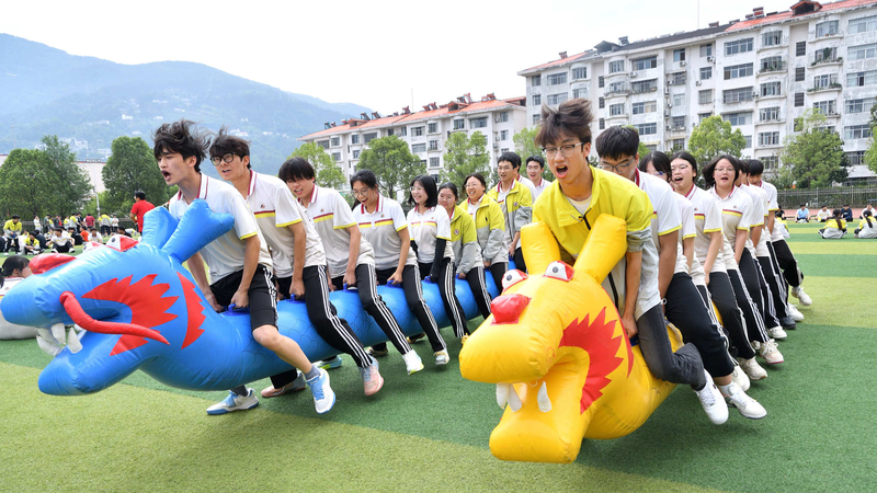 High Schools Boost Calm with Gaokao Stress Relief High_Schools_Boost_Calm_with_Gaokao_Stress_Relief
