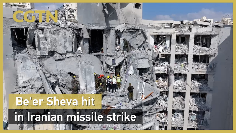 Iranian Missile Strike Hits Residential Building in Be’er Sheva Iranian_Missile_Strike_Hits_Residential_Building_in_Be_er_Sheva video poster