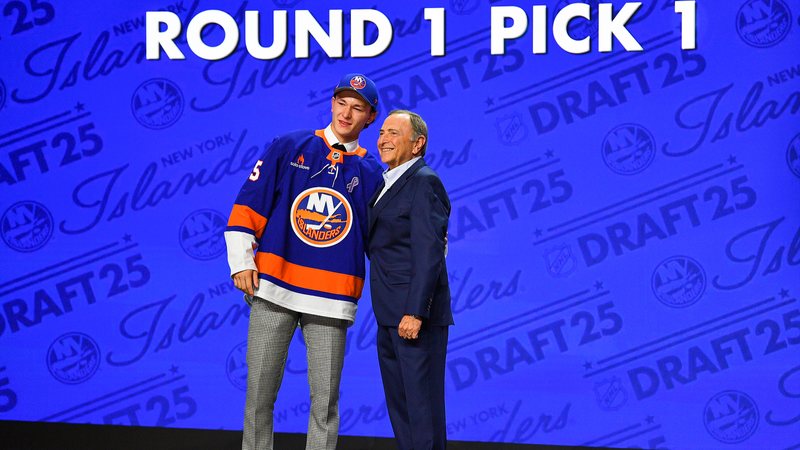 Islanders_Select_Prodigy_Schaefer_with_No__1_Pick