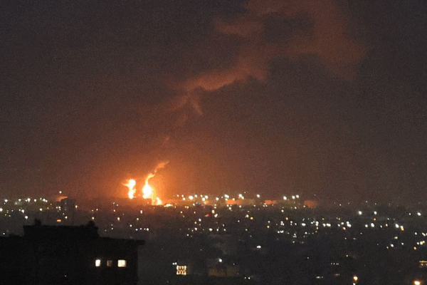 Israel-Iran Clash Escalates: Civilians Urged to Evacuate Israel_Iran_Clash_Escalates__Civilians_Urged_to_Evacuate