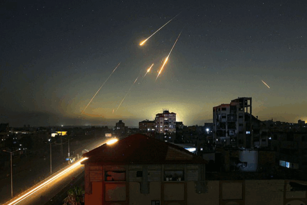 Israeli Strikes Hit Iran: 2 Deputy Commanders Killed, Tensions Rise Israeli_Strikes_Hit_Iran__2_Deputy_Commanders_Killed__Tensions_Rise