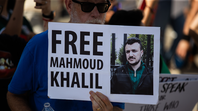 Judge_Halts_Deportation_of_Columbia_Grad_Mahmoud_Khalil - News for amigos, by amigos Judge_Halts_Deportation_of_Columbia_Grad_Mahmoud_Khalil