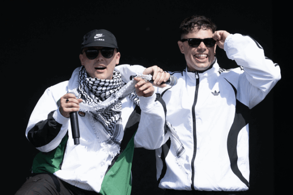 Kneecap Sparks Controversy at Glastonbury Festival Kneecap_Sparks_Controversy_at_Glastonbury_Festival