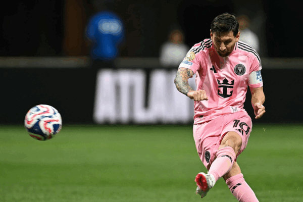 Messi Magic: Inter Miami Clinches a 2-1 Win Over Porto Messi_Magic__Inter_Miami_Clinches_a_2_1_Win_Over_Porto