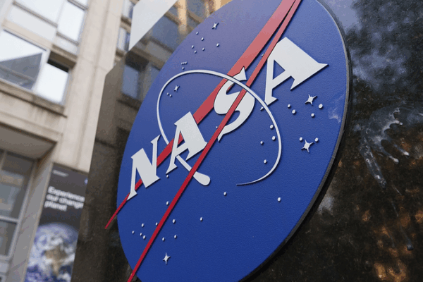 Musk-Trump Rift: Tension Hits NASA & Pentagon Programs Musk_Trump_Rift__Tension_Hits_NASA___Pentagon_Programs