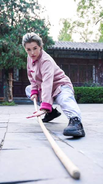 Russian_Actress_Anastasia_Trains_at_Shaolin_Temple video poster
