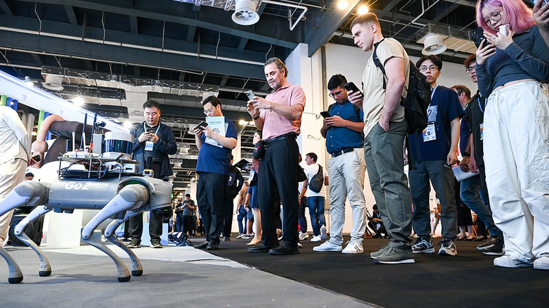 Shanghai_Tech_Fair_Sparks_Record_AI_Innovation