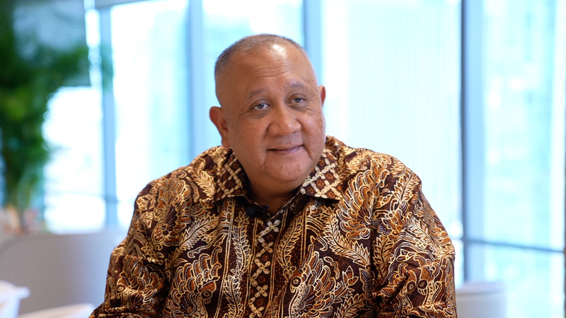 StanChart Fuels Chinese Investments in Indonesia StanChart_Fuels_Chinese_Investments_in_Indonesia video poster