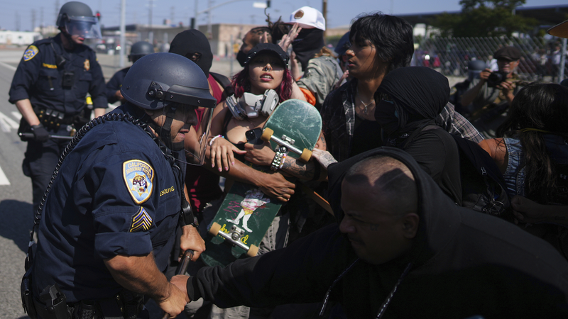 Survey_Reveals_80__Critique_U_S__Immigration_Policies_Amid_Tensions - News for amigos, by amigos Survey_Reveals_80__Critique_U_S__Immigration_Policies_Amid_Tensions