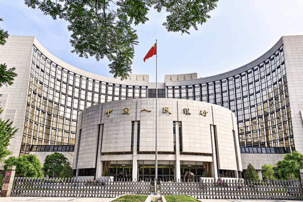 China’s Credit Boom Surges in May on Fiscal Boost China’s Credit Boom Surges in May on Fiscal Boost