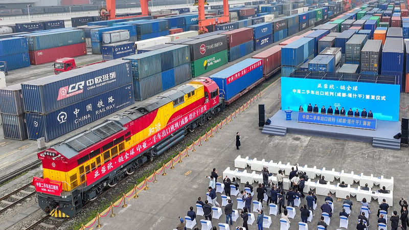 Tech Innovation Sparks Growth in China and Central Asia Tech_Innovation_Sparks_Growth_in_China_and_Central_Asia