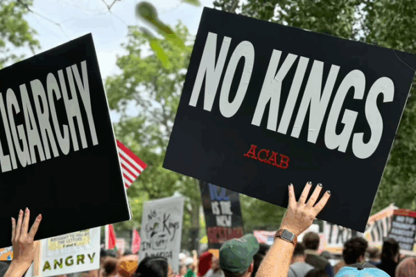Trump’s Parade Amid U.S. Protests: A Day of Contrasts Trump_s_Parade_Amid_U_S__Protests__A_Day_of_Contrasts
