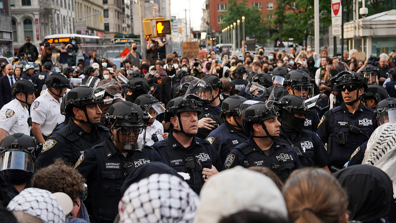 US_Cities_Erupt_with_Protests_Against_Immigration_Raids