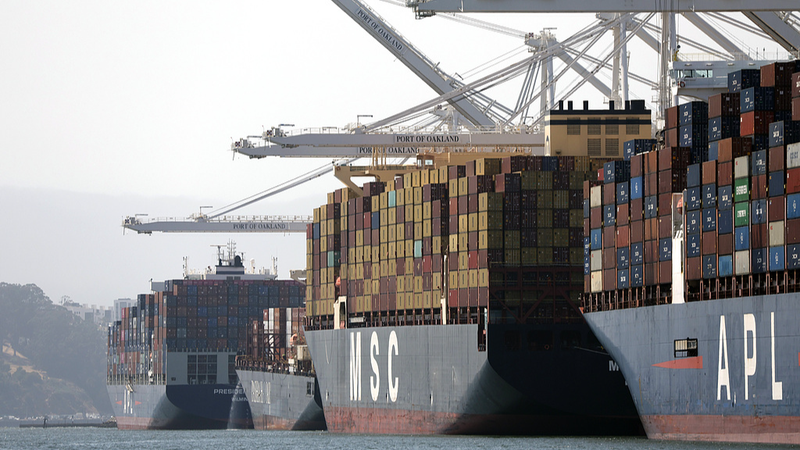 US Trade Deficit Narrows as Imports Plummet in April US_Trade_Deficit_Narrows_as_Imports_Plummet_in_April